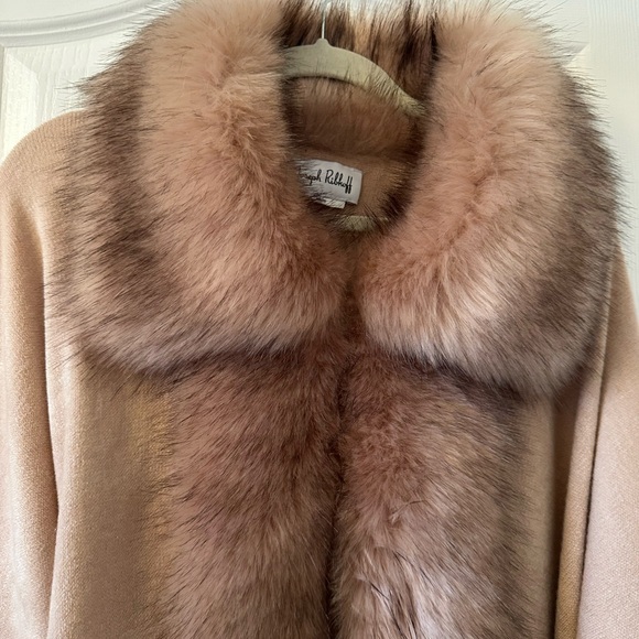 Joseph Ribkoff Pink Quartz Faux Fur Trim Cape Style 203149 - Picture 3 of 9